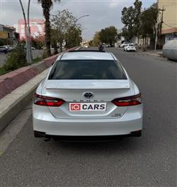 تۆیۆتا کامری